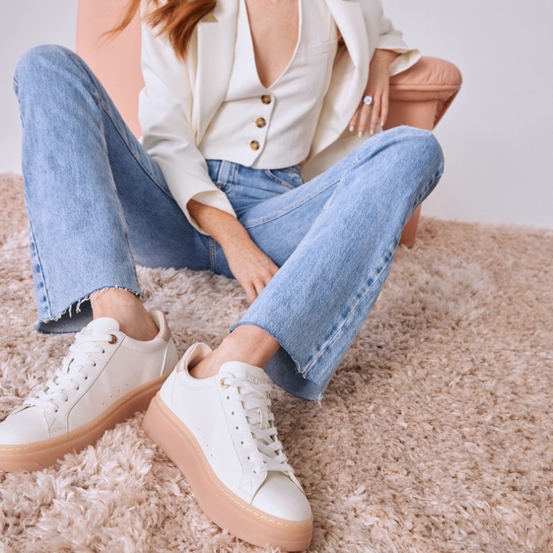 Aldo Fashion White Blushcloud