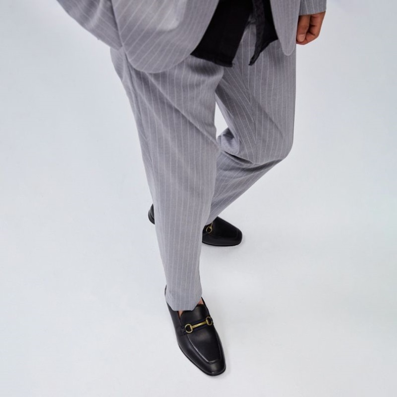 Mode Schwarz Heliothis Aldo