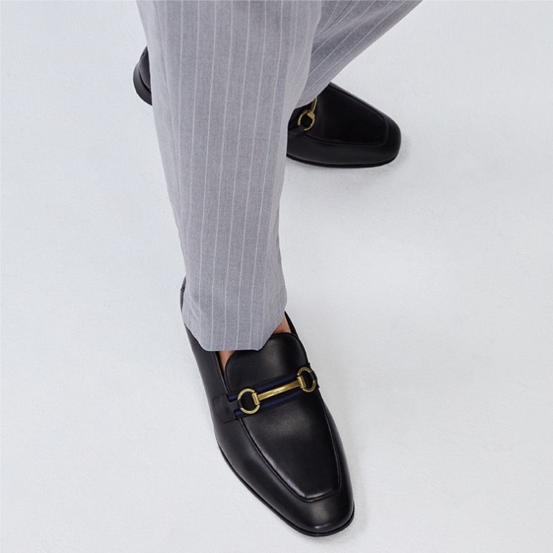 Mode Schwarz Heliothis Aldo