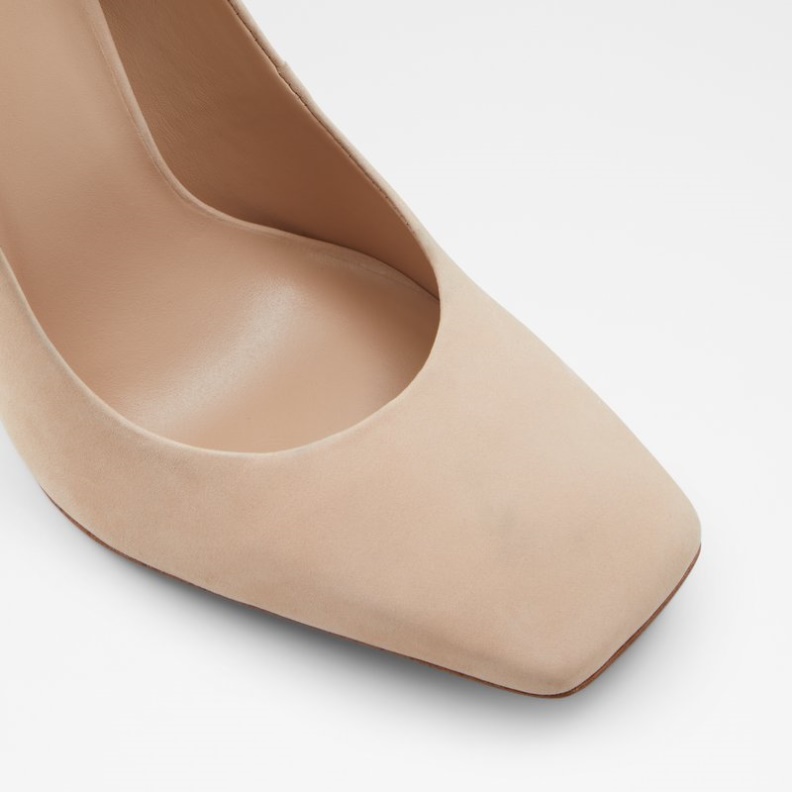 Aldo Ralivia Knochenmode