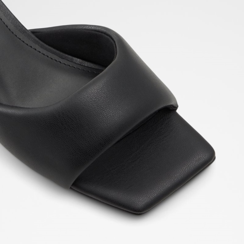 Schwarze Mode Aldo Simalia