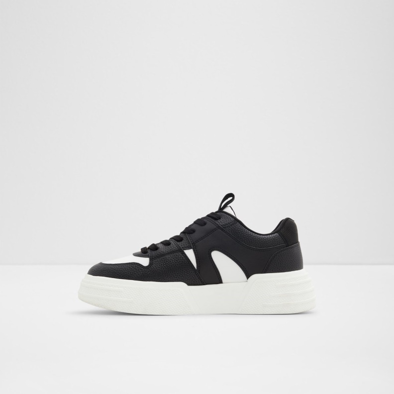 Fashion Zeus Low Top Sneaker Lug Sole Aldo