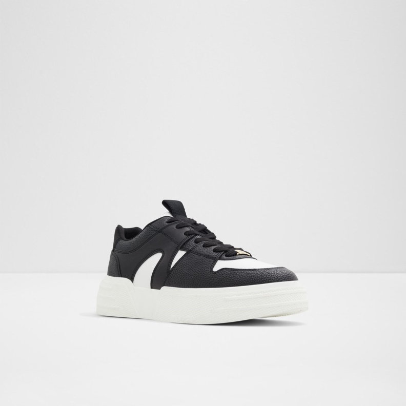 Fashion Zeus Low Top Sneaker Lug Sole Aldo