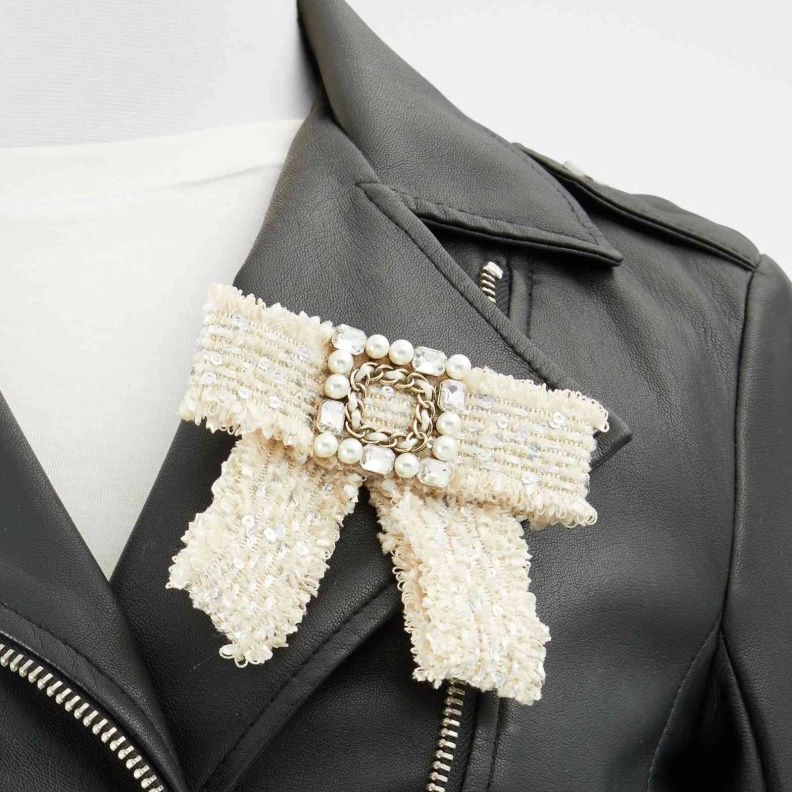 White Miraegan Hair Accessories Aldo Fashion