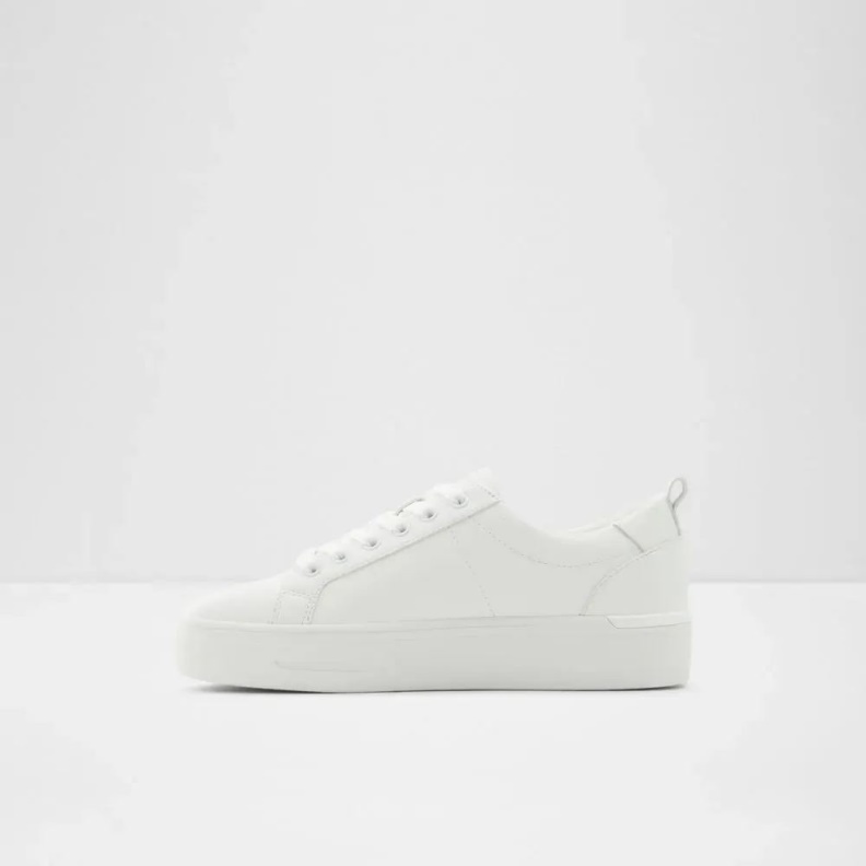 Meadow Women's Low Top Sneaker Fashion Aldo White