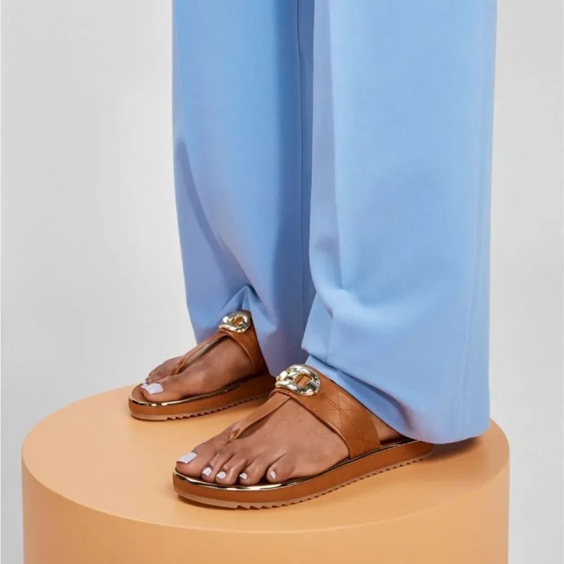 Fashion Aldo Searene Women's Thong Beach Sandal Medium-Brown