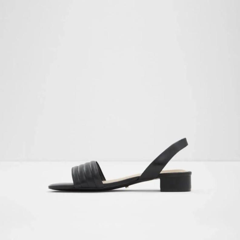 Black Zarewen Women's Flat Sandal Fashion Aldo